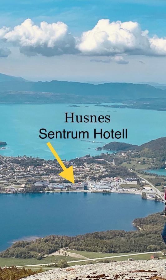 Husnes Sentrum Hotell Extérieur photo