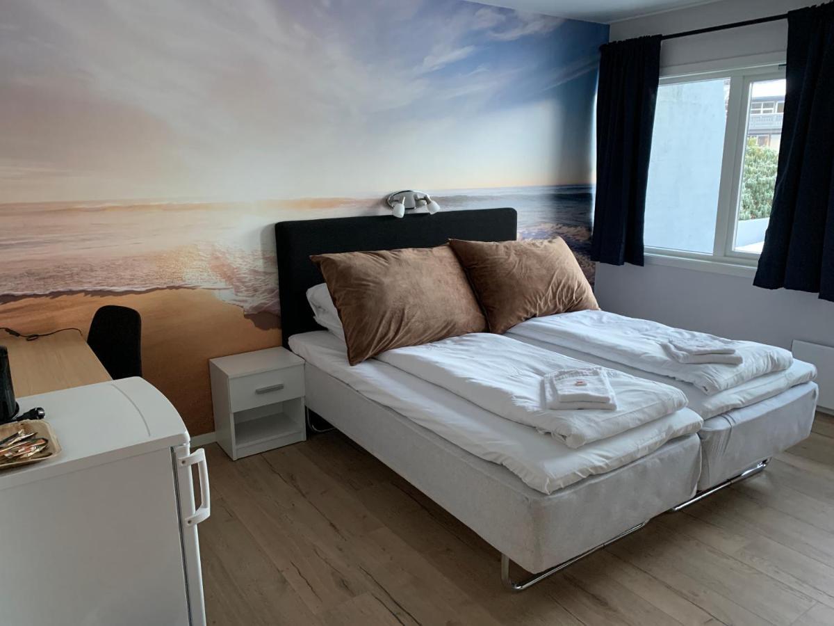 Husnes Sentrum Hotell Extérieur photo