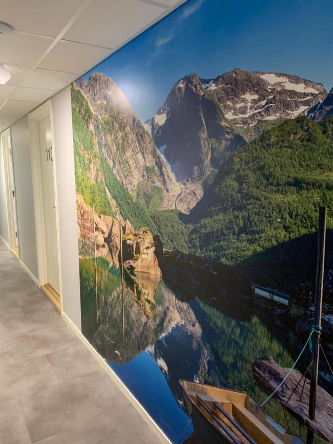 Husnes Sentrum Hotell Extérieur photo